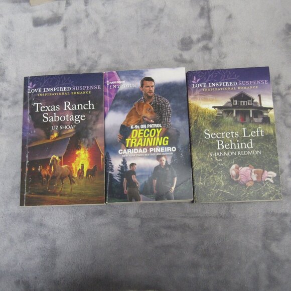 Novel Fiction Book lot of 3 Small book Good condition - Picture 1 of 6